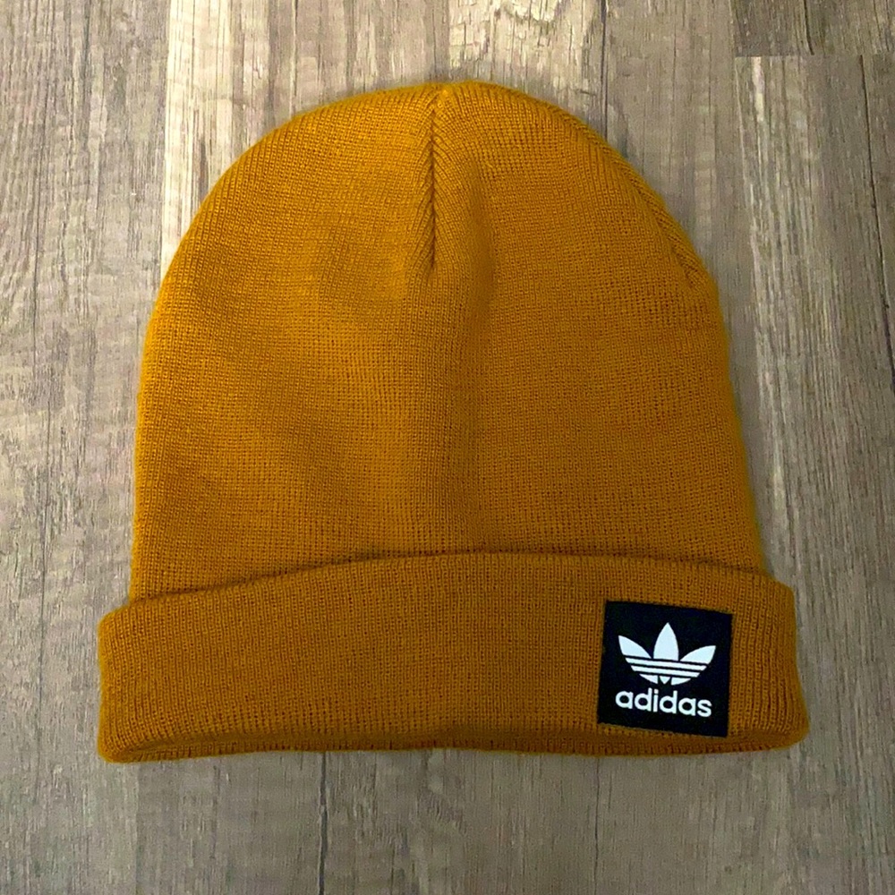 Adidas beanie